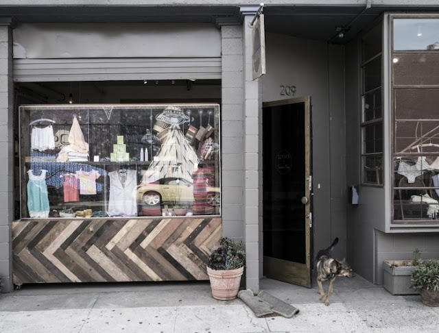 Woo Souvenir Shop & Design HQ