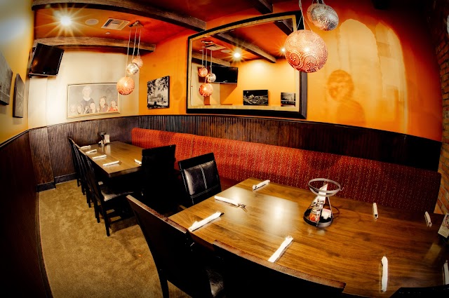 Selma's Chicago Pizzeria & Tap Room