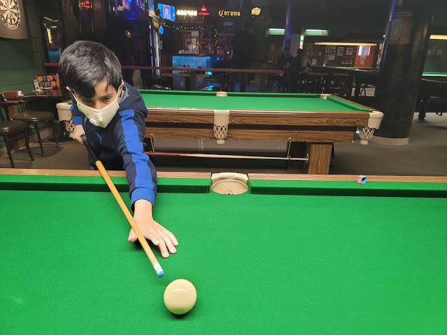 Orange Monkey Bar & Billiards