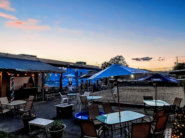 Litz's Bar and Grill
