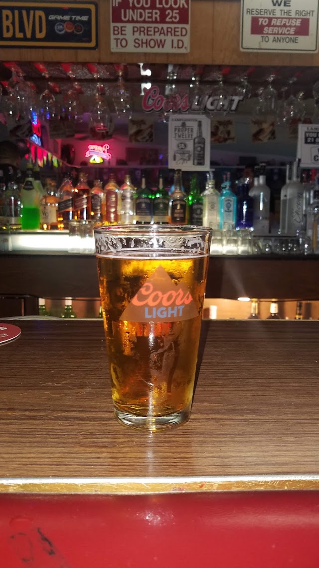 Lamplighter Sports Bar