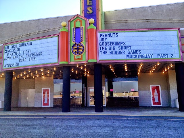 Boardman Movies 8