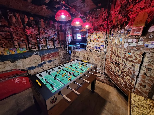 Capt Tony's Saloon