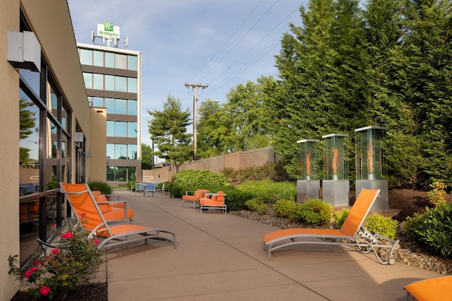 Holiday Inn