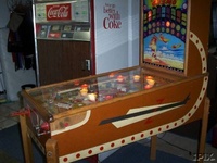 Image # 9687: Gizmo Cabinet - Right