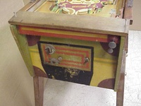 Image # 11665: Gladiator Cabinet - Front 
(Note that the lockdown bar is not original.)