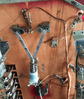 Image # 79375: Golden Gloves Under Playfield - Flipper Linkage