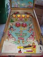 Image # 9607: Hi-Diver Playfield