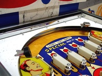 Image # 29892: Ice-Revue Playfield - Detail