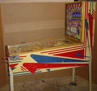 Image # 23903: Kewpie Doll Cabinet - Right 
(The two passive bumpers at the top have their rubber rings positioned differently than in the game flyer.)