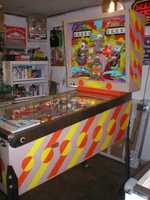 Image # 41898: King Kool Cabinet - Right