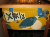 Image # 54343: King Pin Cabinet - Front 
(The lockdown bar is reproduction. Serial number 23304.)