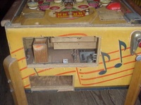 Image # 29265: Melody Inside Front Door