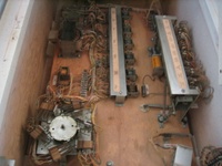 Image # 29424: Metro Inside Cabinet 
(Serial number 63747.)