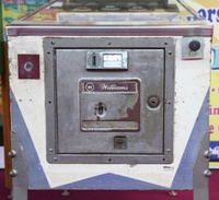 Image # 63452: Moulin Rouge Early Production Cabinet - Front 
(Serial number 19267.)