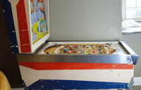 Image # 75518: Preview Cabinet - Left 
(This game has a repainted cabinet but is presented here to show its other features.)