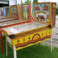 Image # 10630: Race Time Cabinet - Right