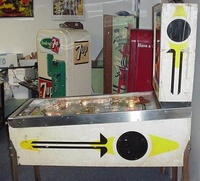 Image # 11444: Road Race Cabinet - Right