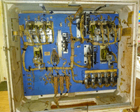 Image # 77366: Safari Early Production Inside Backbox 
(Unlike Early Prodcution game #1098, there is no 6-position connector in the lower left area. Both bells are missing from this backbox. Serial number 1029.)