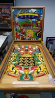 Image # 68377: Screamo Cabine - Front View 
(All playfield parts are original except the flippers, per the owner.)