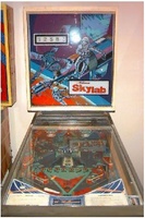 Image # 2091: Skylab Cabinet - Front View