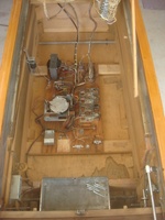 Image # 48768: Sluggin' Champ 'Deluxe' Inside Cabinet