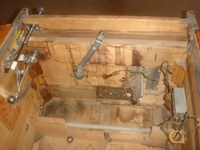 Image # 48769: Sluggin' Champ 'Deluxe' Inside Cabinet