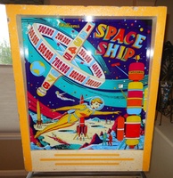 Image # 53137: Space Ship Backglass 
(Serial number 57804.)