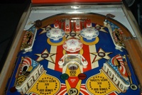 Image # 11319: Spirit of 76 Upper Playfield 
(The 5x center insert is not correct for this game; it should be a blank white insert for a 'Double Bonus'.)