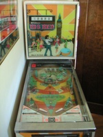 Image # 22189: Big Ben Cabinet - Front View 
(The pop bumper caps on this game do not match those on the game in the flyer.)