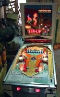 Image # 41846: Ten-Up Illuminated Front View 
(The cabinet has been repainted but is included here to show its other features.)