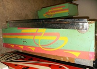 Image # 35395: 3-D Cabinet - Left Side - Metal Rails 
(The metal rails on this cabinet were an aftermarket product added by the operator.)