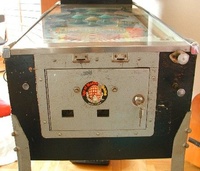 Image # 20365: Tom Tom Cabinet - Front 
(Note that this cabinet has been repainted and is not original.)