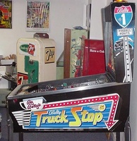 Image # 11473: Truck Stop Cabinet - Right