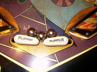 Image # 21179: The Wiggler German Playfield - Zipper Flippers Closed