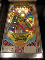 Image # 39030: Wood's Queen Illuminated Playfield