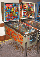 Image # 73090: UFO-X Cabinet - Full View