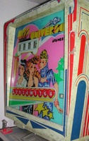 Image # 6743: Miss Universo (3 Ladies) Backbox
