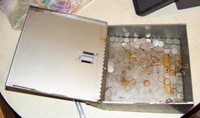 Image # 64266: Miss Universo (3 Ladies) Coin Box