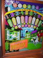 Image # 47242: Boston Backglass 
(Serial number 20525.)