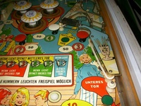 Image # 25567: Campus Queen German Playfield - Detail