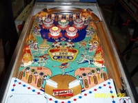 Image # 19284: Ice Show Playfield 
(The green bumper cap is not original to this game.)