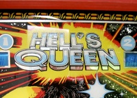 Image # 42436: Hell's Queen Backglass - Detail
