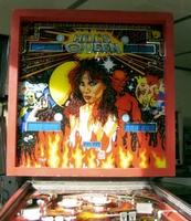 Image # 42435: Hell's Queen Backglass