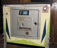 Image # 46371: Alpine Club Cabinet - Front 
(Portions of the blue areas of the cabinet have been touched up. Serial number 19514.)
