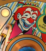 Image # 67512: Flipper Clown Playfield - Detail