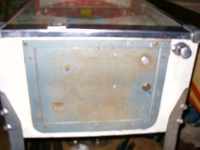 Image # 20093: Aces High Cabinet - Front 
(Single coin slot for France.)