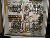 Image # 17156: Freedom Early Production - Inside Backbox 
(This image is from the game with serial number 1100.)