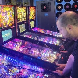WeBuyPinball